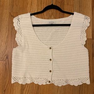 AE cream crochet crop top size XL